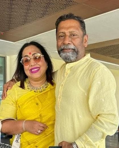 Ravishankar Dakoju with Family